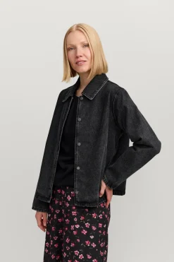 Makia naisten farkkupaita Janet Denim Overshirt, musta