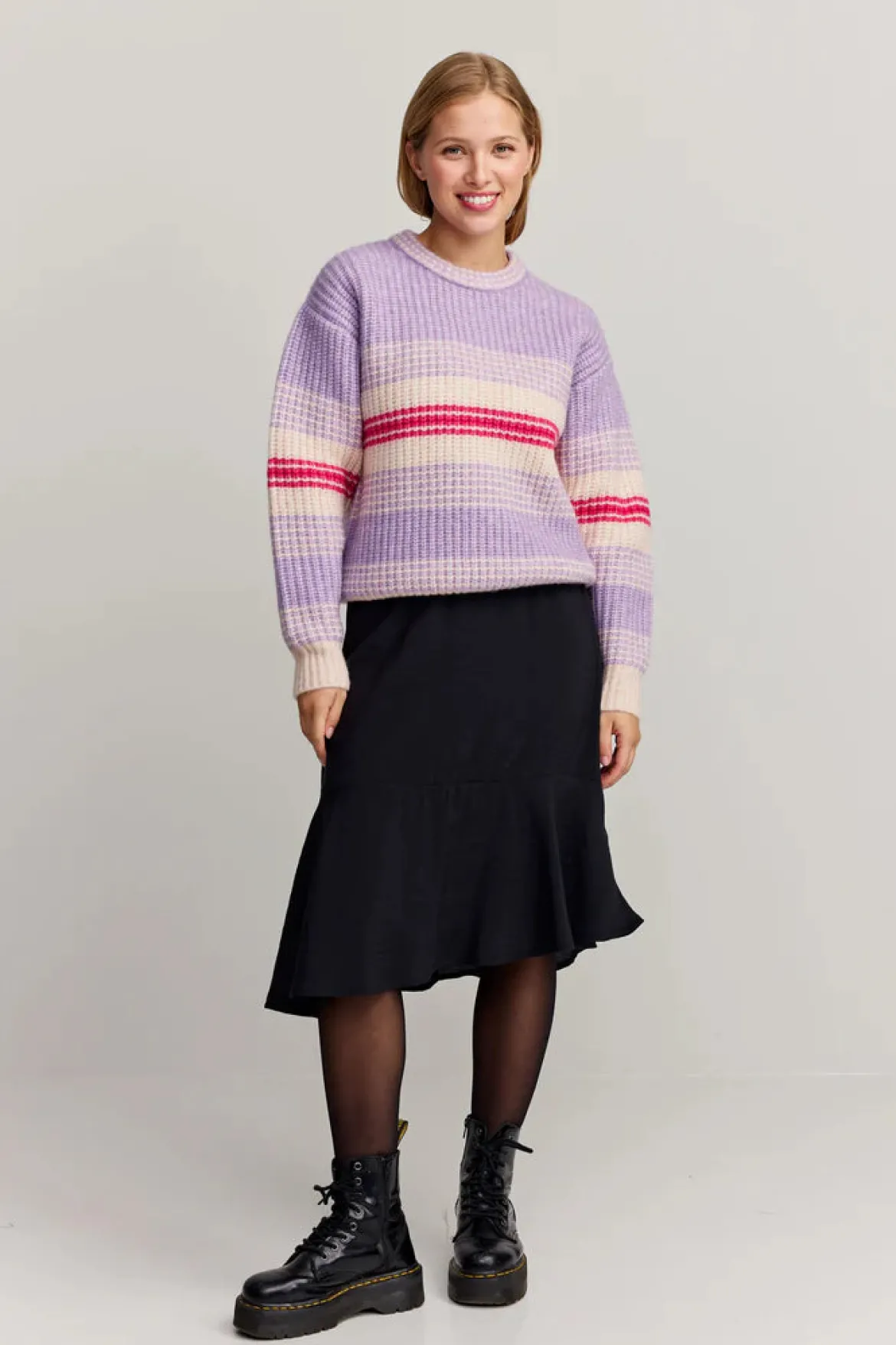 Makia naisten neulepusero MABEL KNIT, monivärinen raita