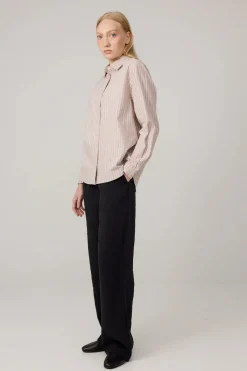 Makia naisten paitapusero Urpu Shirt, raidallinen beige