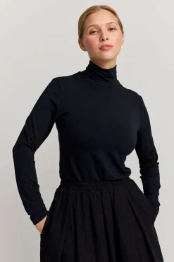 Makia naisten pitkähihainen paita Alice Long Sleeve, musta