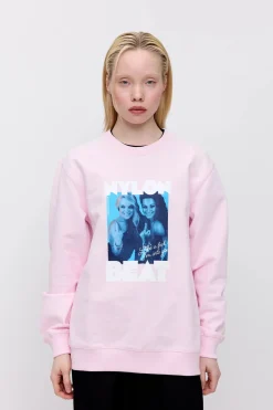 Makia x Nylon Beat collegepaita Like a Fool Sweatshirt, vaaleanpunainen