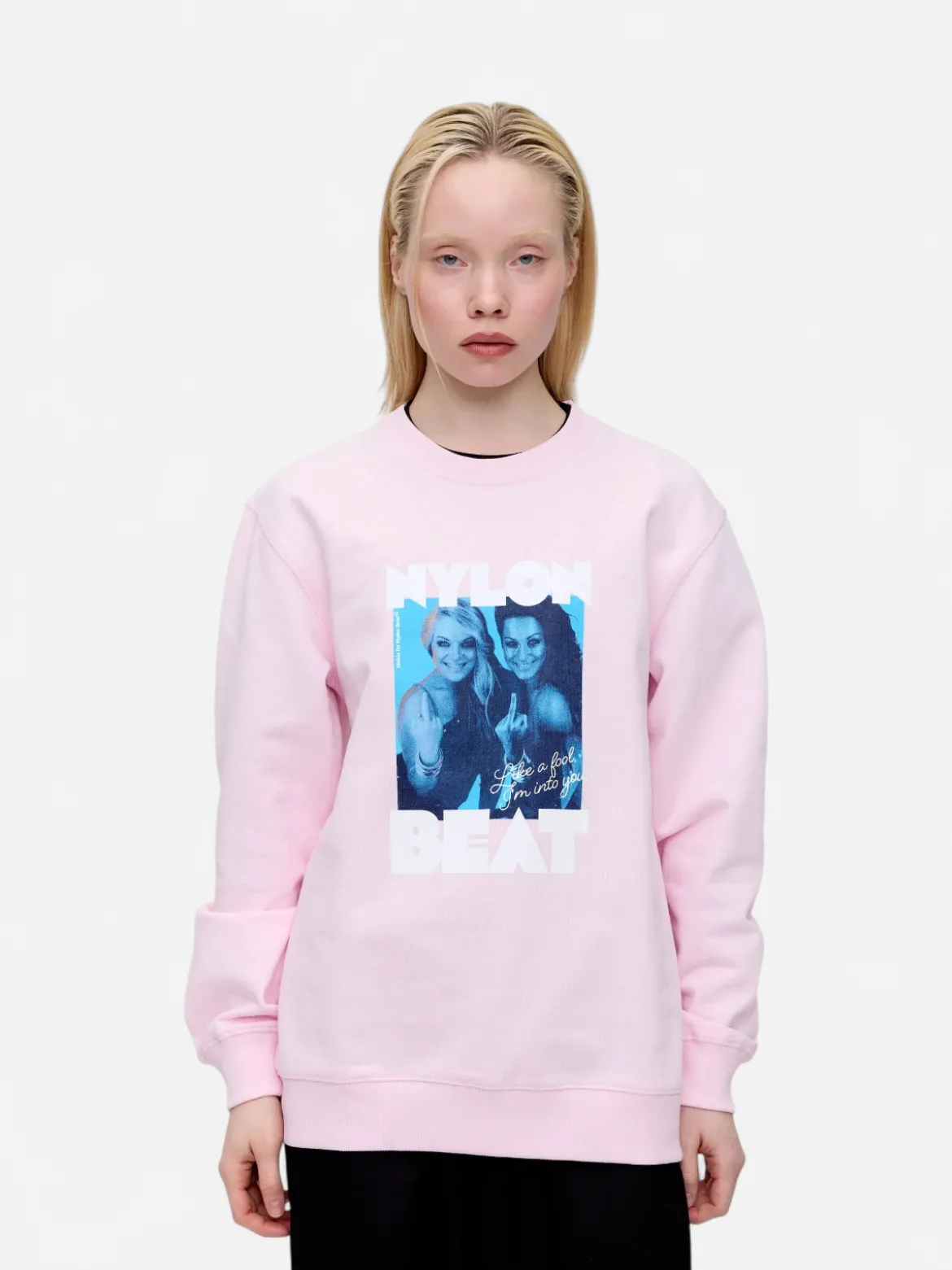 Makia x Nylon Beat collegepaita Like a Fool Sweatshirt, vaaleanpunainen