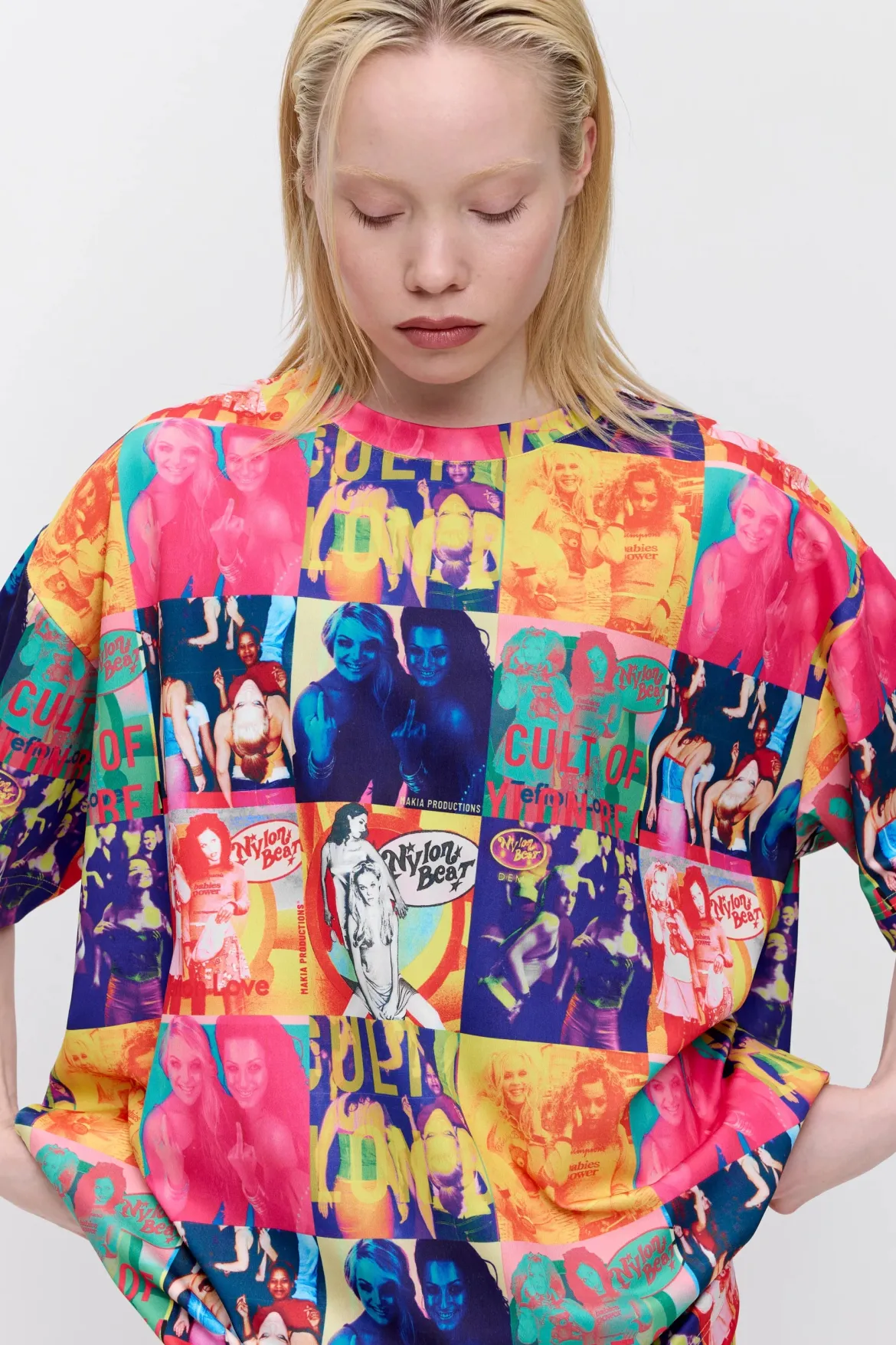 Makia x Nylon Beat t-paita Nylon Oversize T-shirt, monivärinen kuosi
