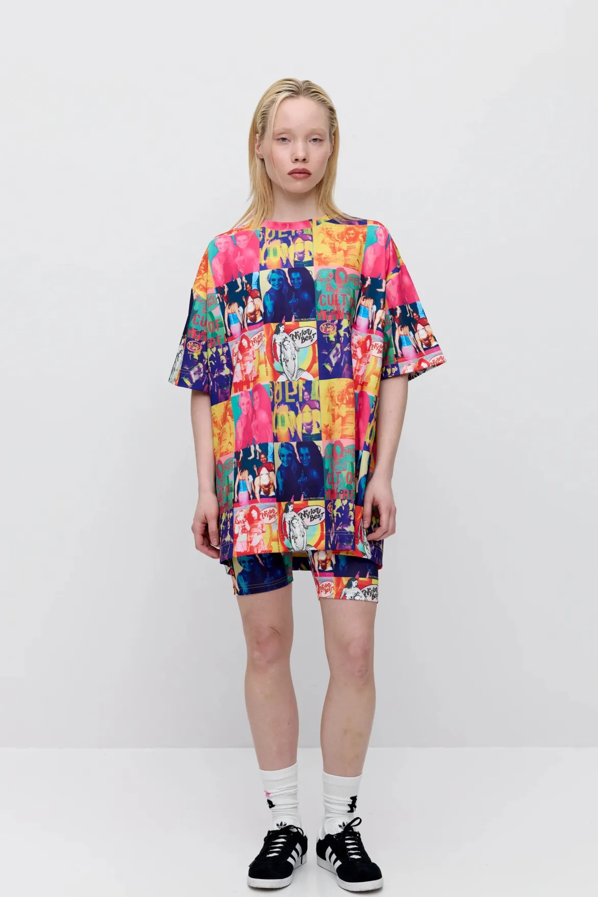 Makia x Nylon Beat t-paita Nylon Oversize T-shirt, monivärinen kuosi
