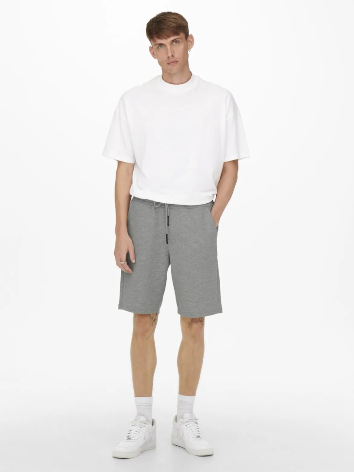 Only and Sons Miesten Collegeshortsit CERES LIFE SWEAT SHORT Keskiharmaa