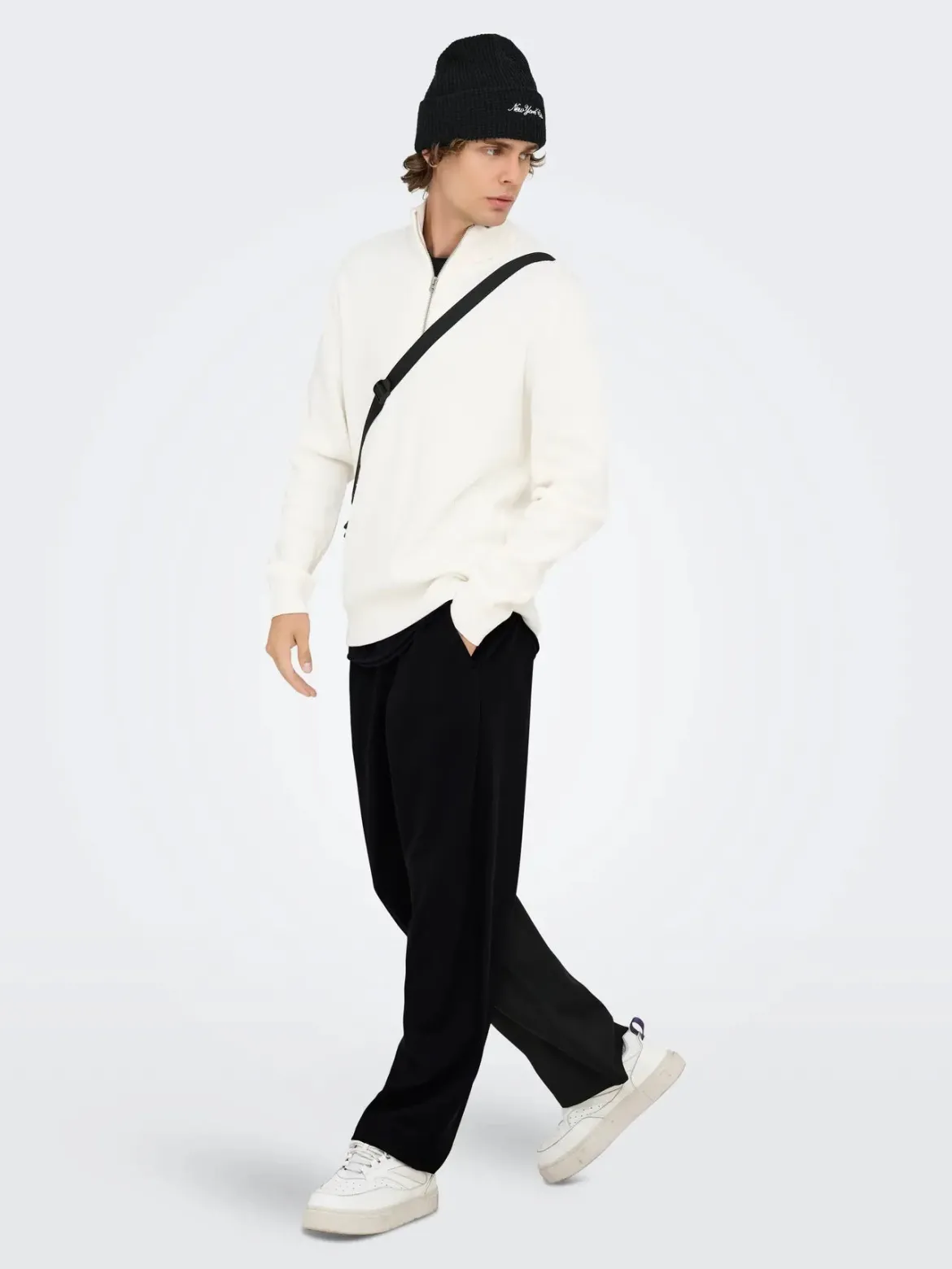 Only and Sons miesten kangashousut Jakes 0339 Loose Str Pant, Black