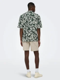 Only and Sons miesten kauluspaita Onsharvi Life SS Aop Shirt, Darkest Spruce Gardenia