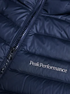 Peak Performance miesten kevytuntuvatakki M Frost Down Hood Jacket, tummansininen