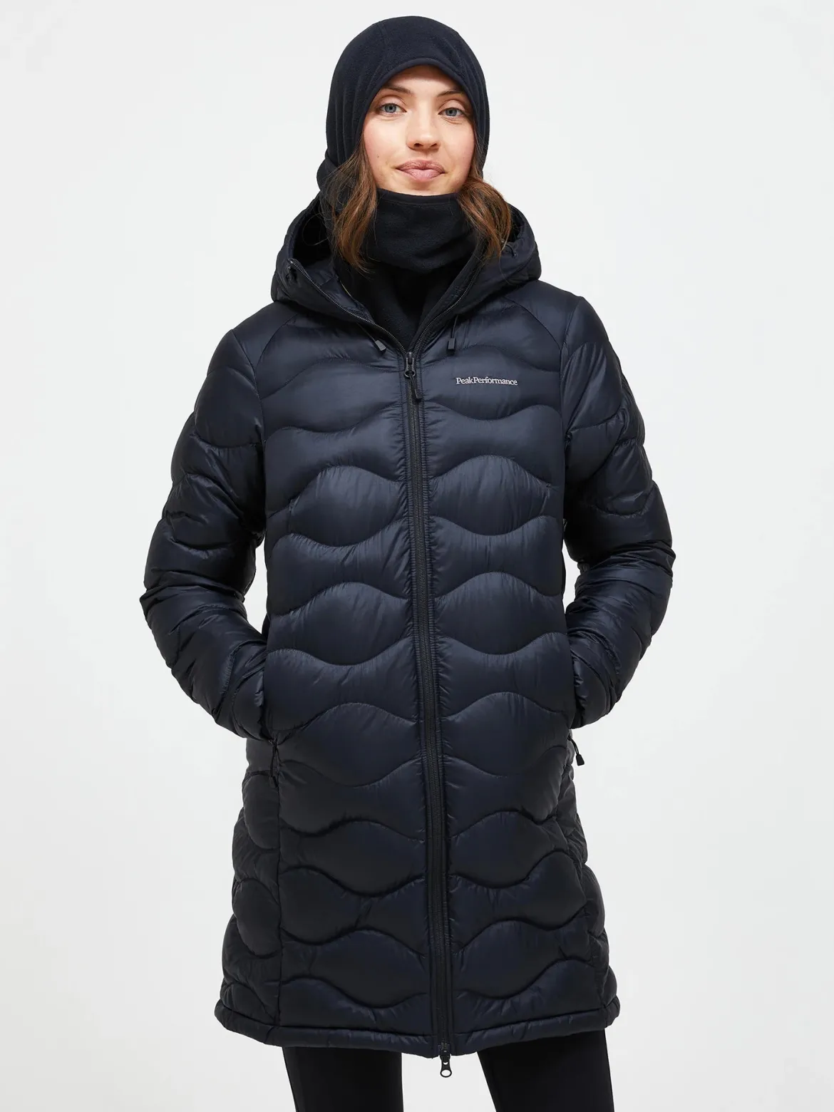 Peak Performance naisten takki HELIUM DOWN PARKA, musta