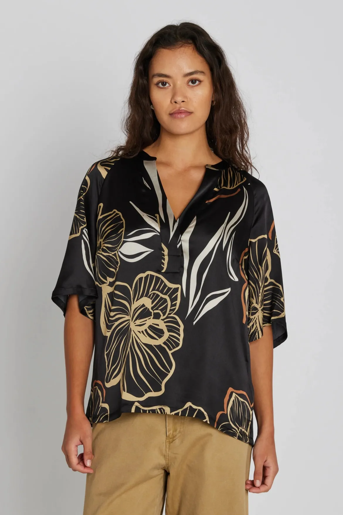 Philosophy Blues Original naisten pusero Indana Blouse, musta kuosi