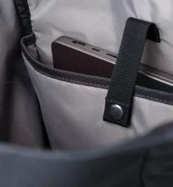 Sandqvist reppu Ground Rolltop Backpack 16'', tummansininen