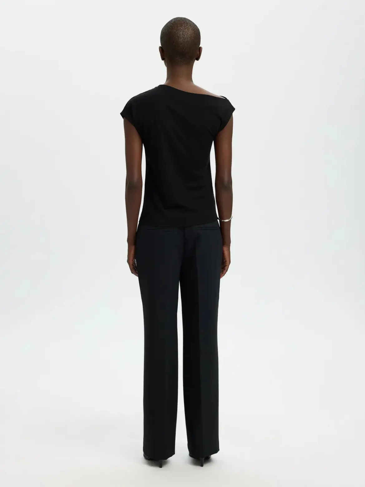 Selected Femme naisten toppi SLFMOLLY SS Top, musta