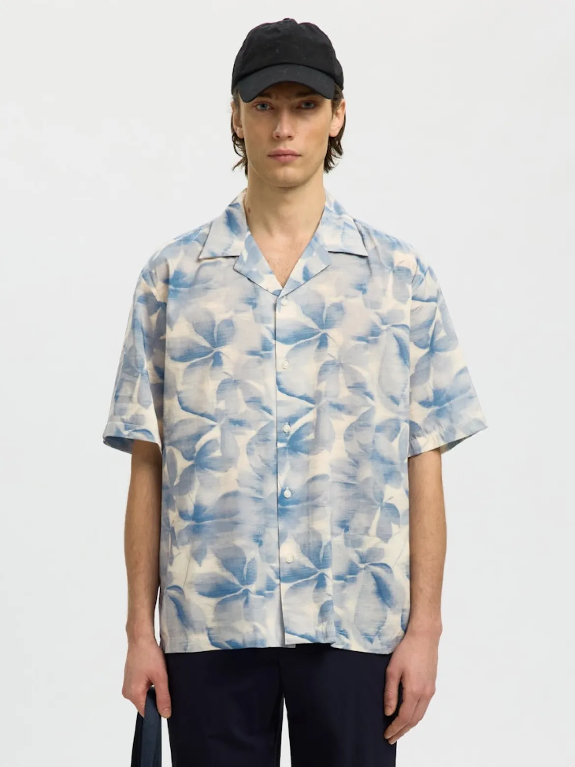 Selected miesten kauluspaita SLHRLXAir Mix Print SS Shirt, Blue Mirage Leaves
