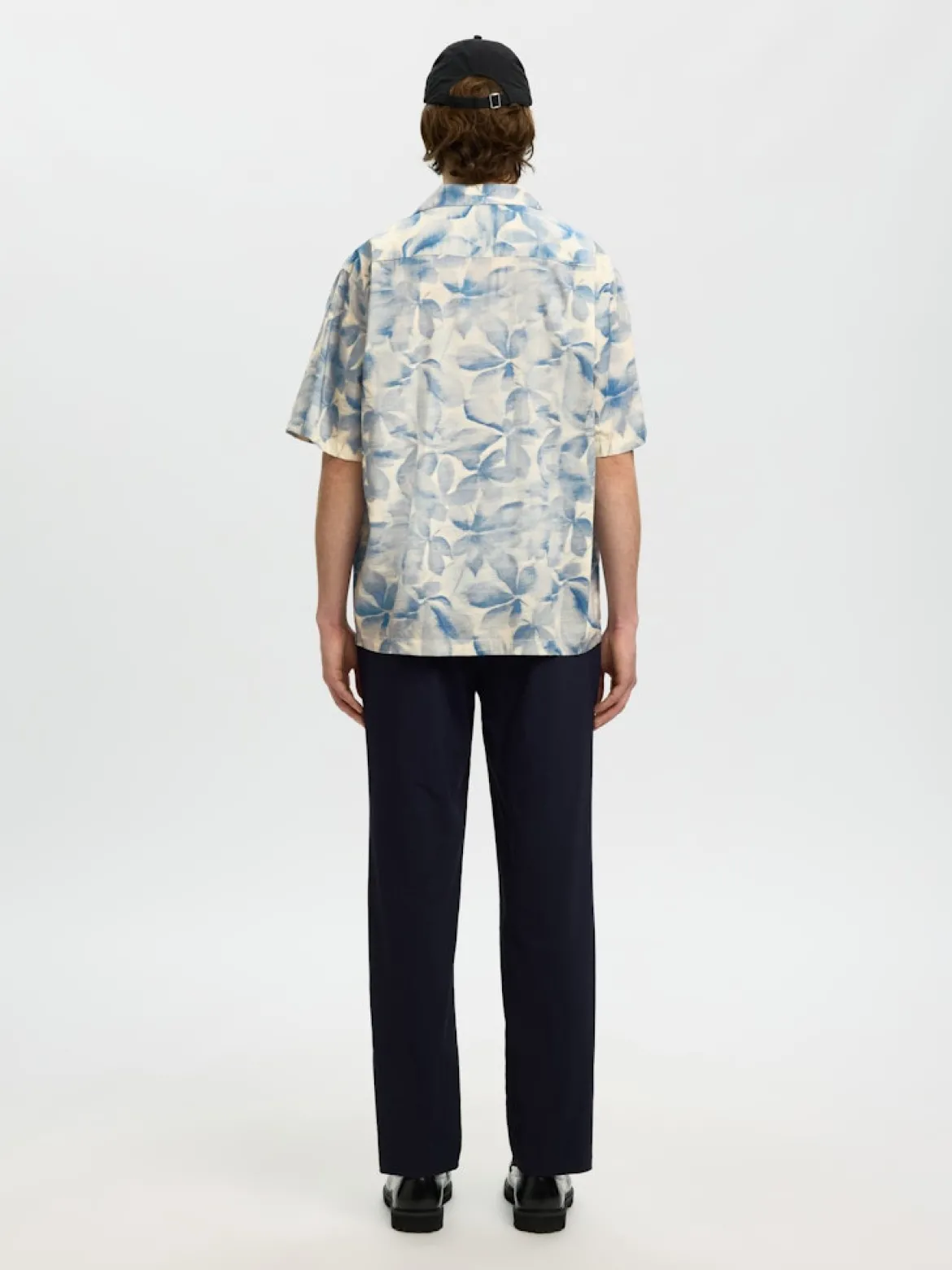 Selected miesten kauluspaita SLHRLXAir Mix Print SS Shirt, Blue Mirage Leaves