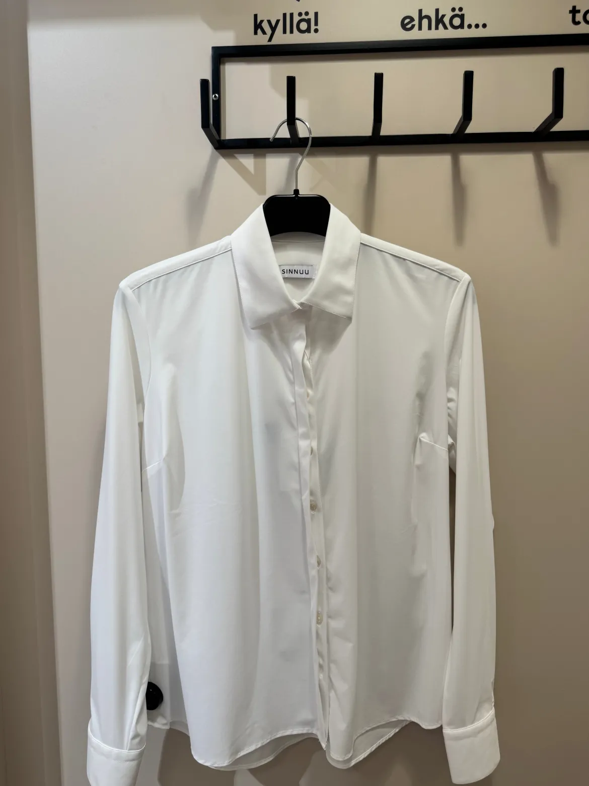 Sinnuu naisten paitapusero Performance Shirt, valkoinen
