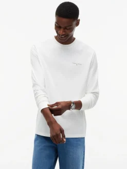 Tommy Jeans miesten pitkähihainen paita Slim Chest Linear LS Tee, luonnonvalkoinen