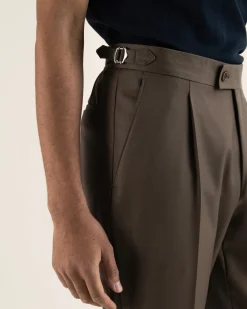 Turo puvunhousut Hanko 3 Pleated Trousers Vitale, ruskea