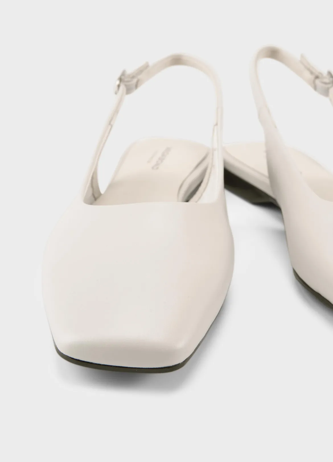 Vagabond naisten ballerinat Delia Leather, luonnonvalkoinen