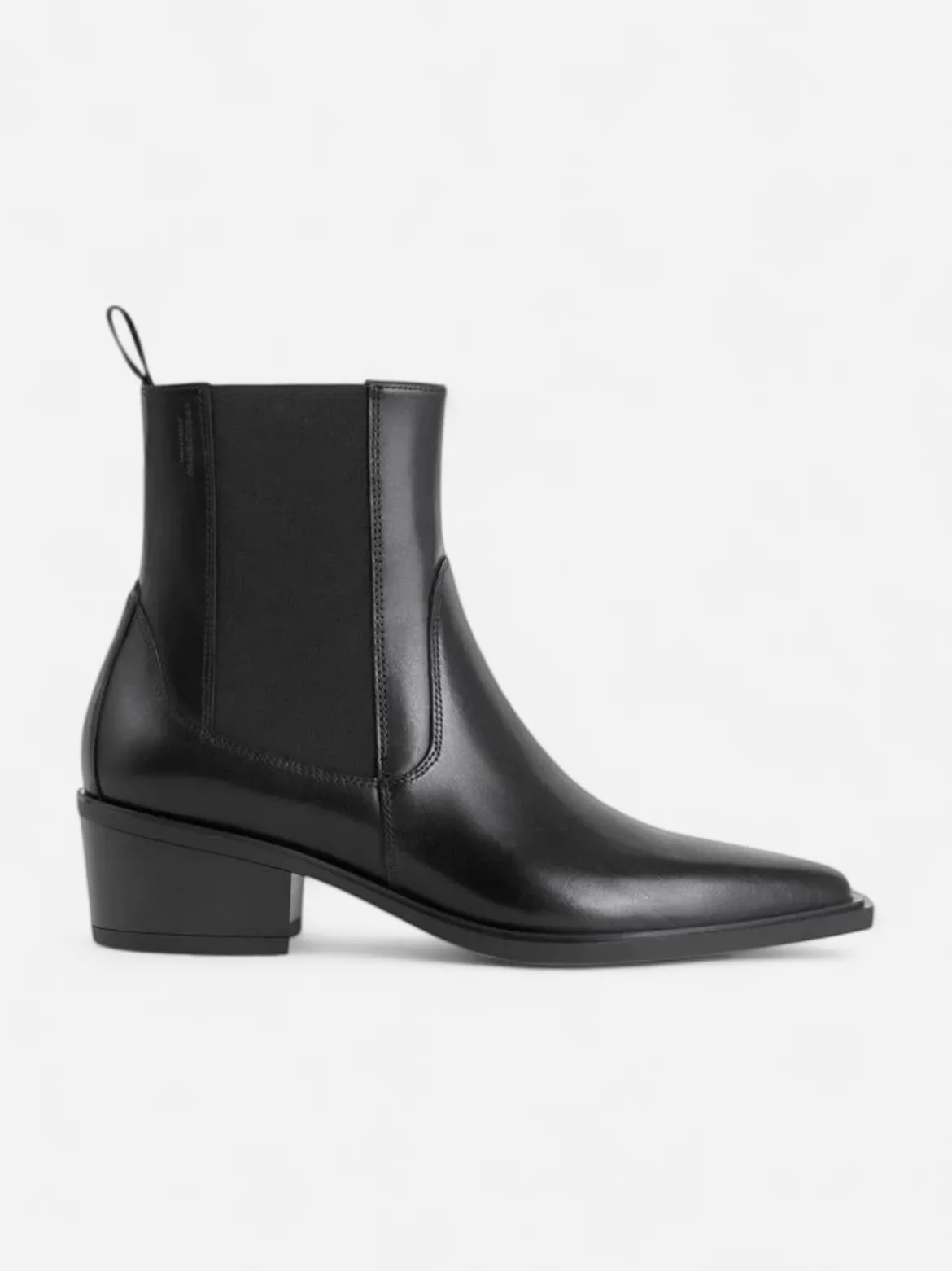 Vagabond naisten nilkkurit Kelsey Pointed Toe Chelsea Ankle Boot, musta