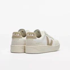 Veja miesten tennarit V-90 Sneaker White Taupe, valkoinen
