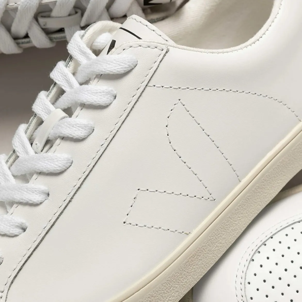 Veja naisten tennarit Esplar Sneaker Extra White, valkoinen