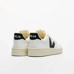 Veja naisten tennarit V-10 Prime Sneaker White Black, valkoinen