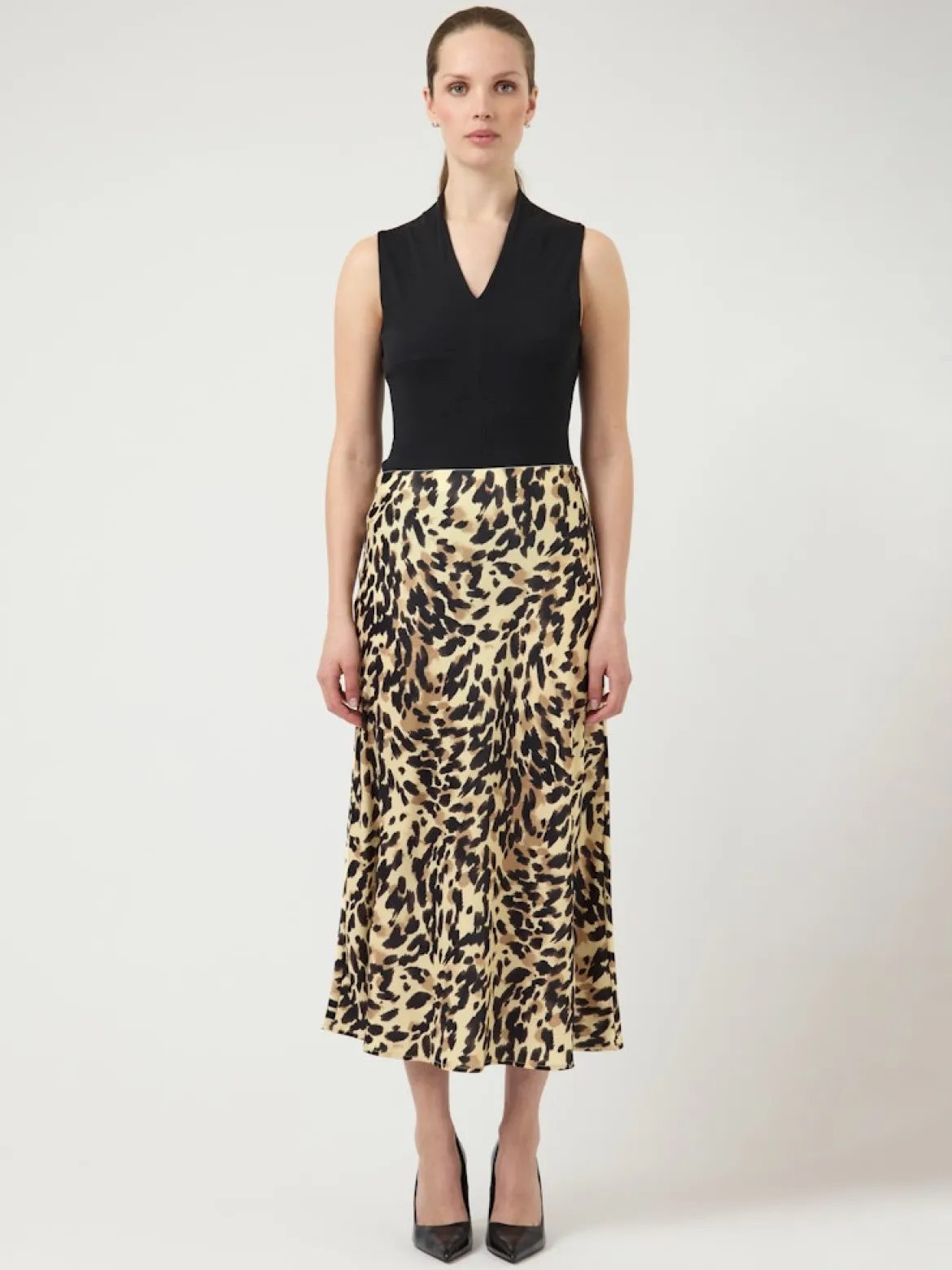 Y.A.S hame YASPella HW Midi Skirt, Black Leo Print