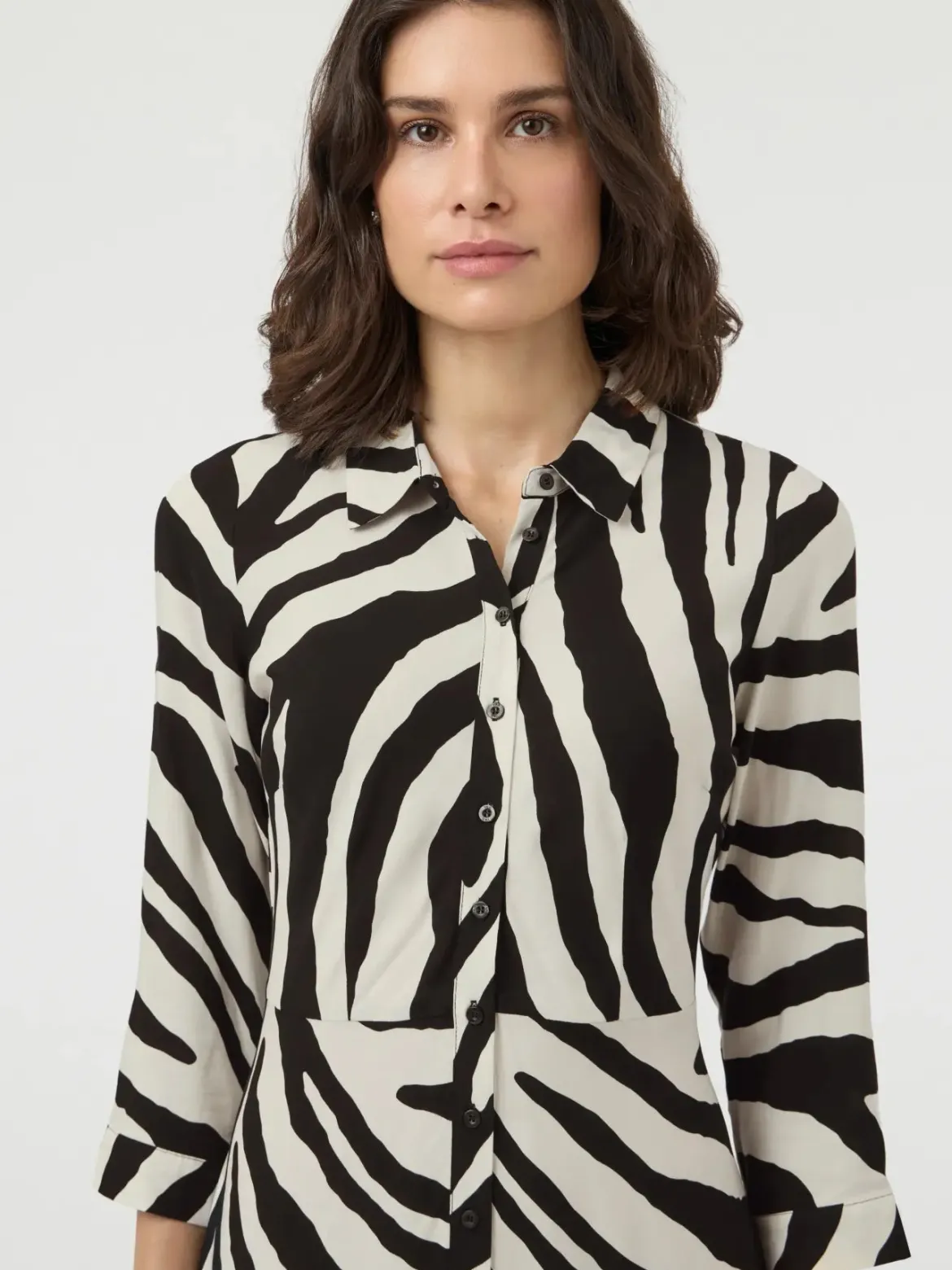 Y.A.S mekko Yassavanna Long Shirt Dress, Birch Zebra Print