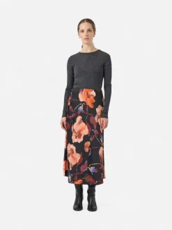Y.A.S naisten hame YASPELLA HW MIDI SKIRT S. NOOS, Black Pilana