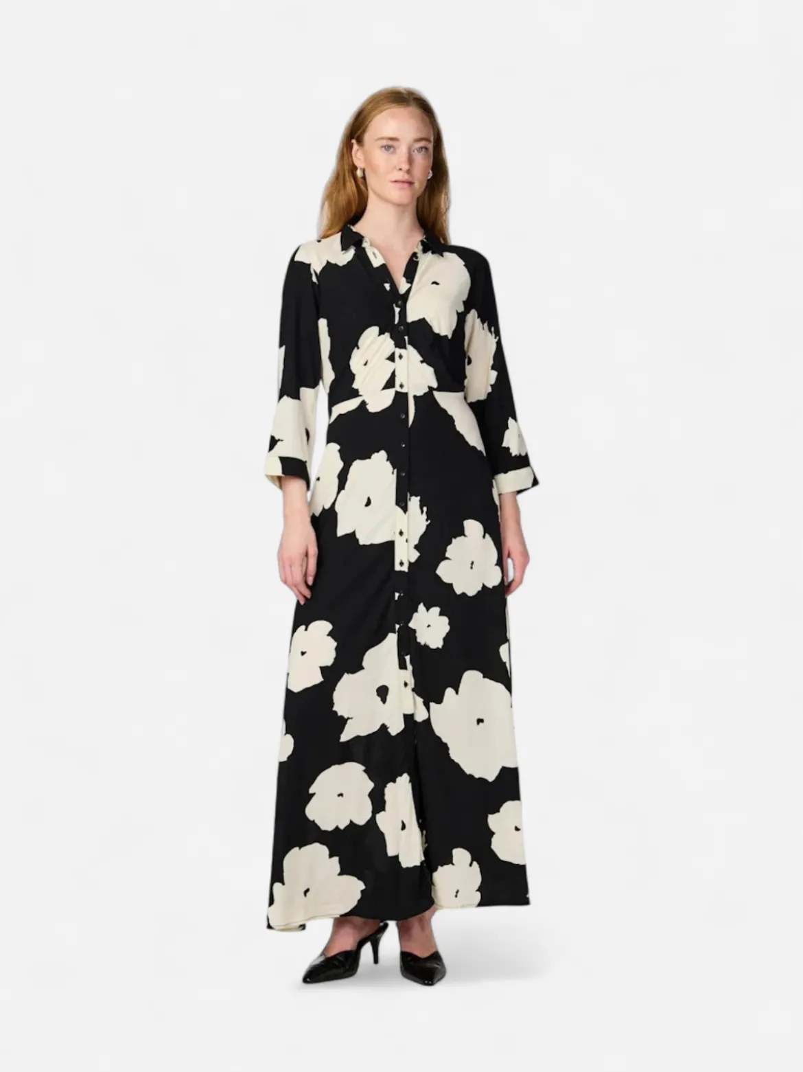 Y.A.S Naisten Maksimekko YASSAVANNA LONG SHIRT DRESS Black Mille