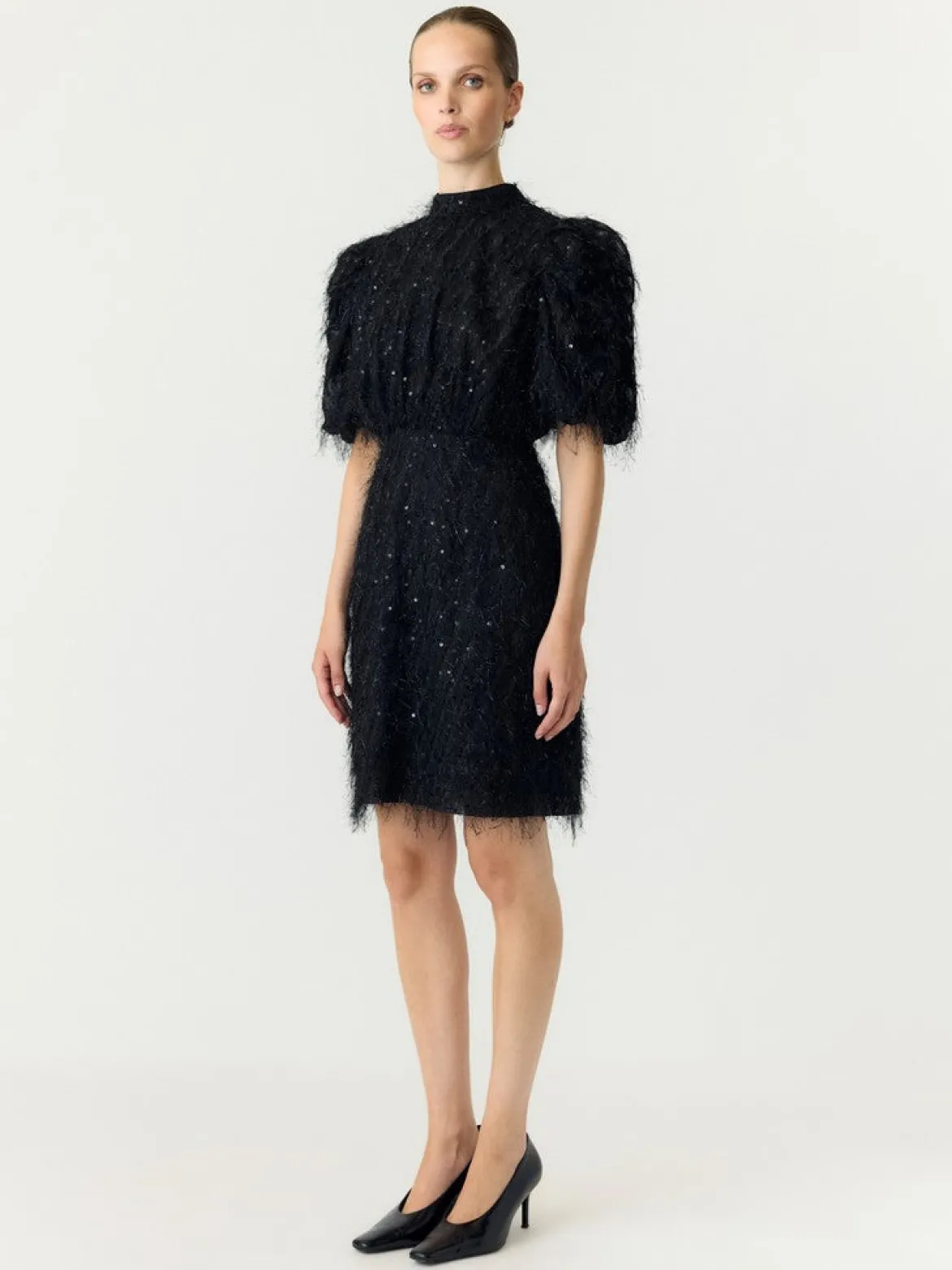 Y.A.S naisten mekko Yasilza Sequin Dress, musta