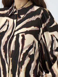 Y.A.S naisten paitapusero K Yasasina LS Shirt S. Noos, Sandshell Zebra print