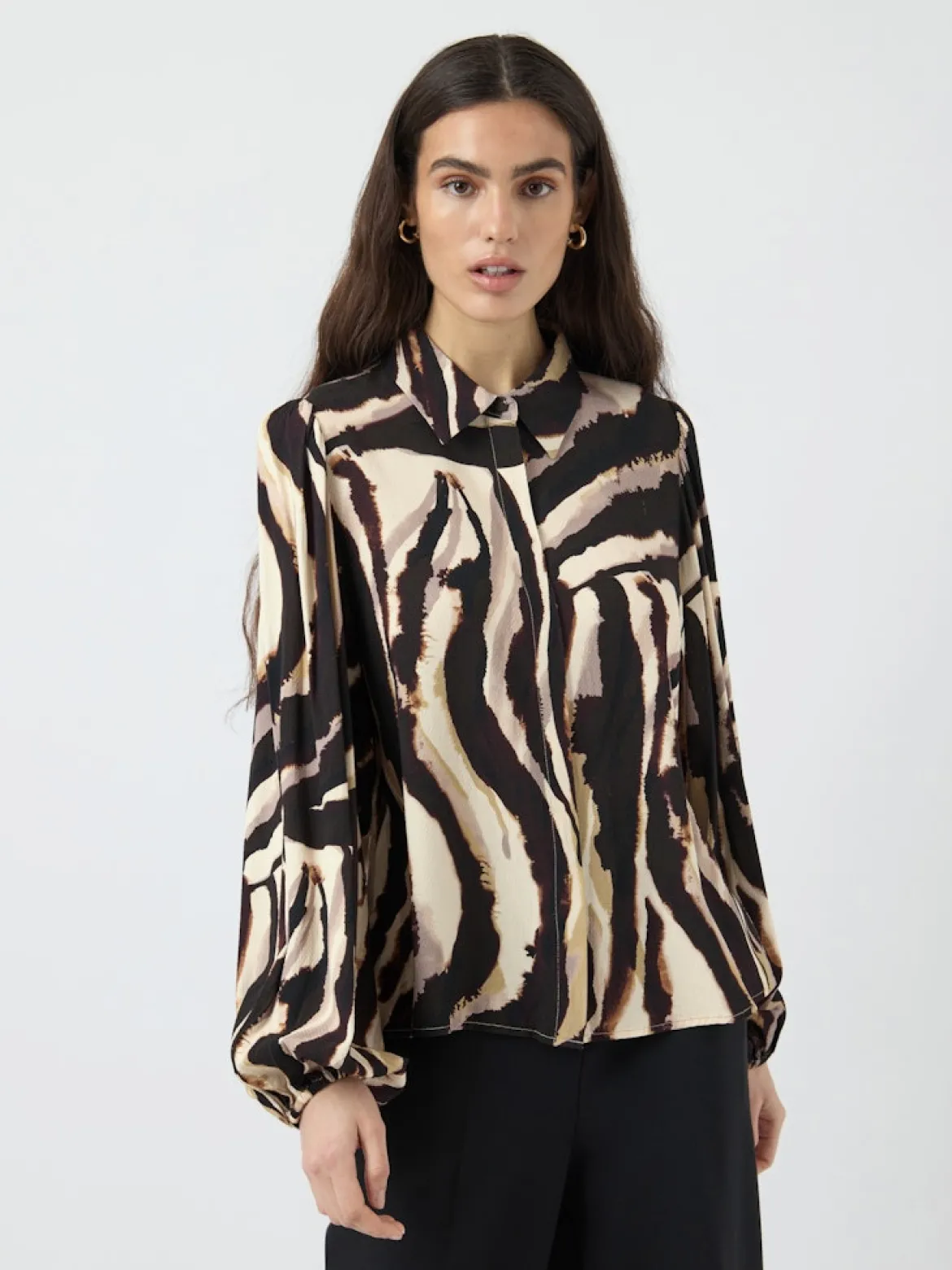 Y.A.S naisten paitapusero K Yasasina LS Shirt S. Noos, Sandshell Zebra print